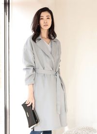 5 Baju untuk Tampil Elegan Seperti Meghan Markle Versi Lebih Terjangkau