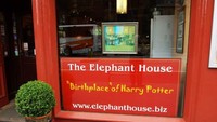 Bahkan saking terkenalnya, disebut sebagai The Birthplace of Harry Potter (Elephant House/Facebook) 