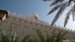 Melihat Kemegahan dan Keindahan Masjid Bir Ali