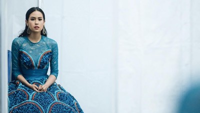 Adu Gaya Maudy Ayunda dan Agnez Mo Saat Eksis di Majalah Vogue