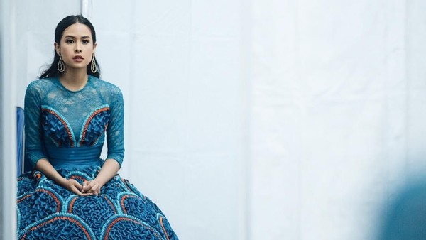Adu Gaya Maudy Ayunda dan Agnez Mo Saat Eksis di Majalah Vogue