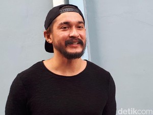 Sudah Lama Pacari Nathalie Stephens, Miller Khan Ditagih Undangan