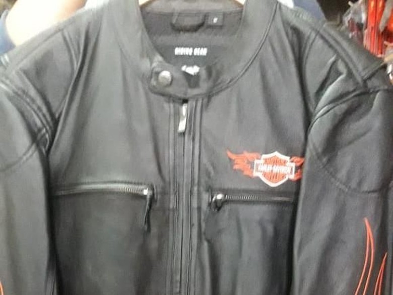 Ini Harga Jaket Kulit Bison Untuk Pengendara Motor ini harga jaket kulit bison untuk pengendara motor