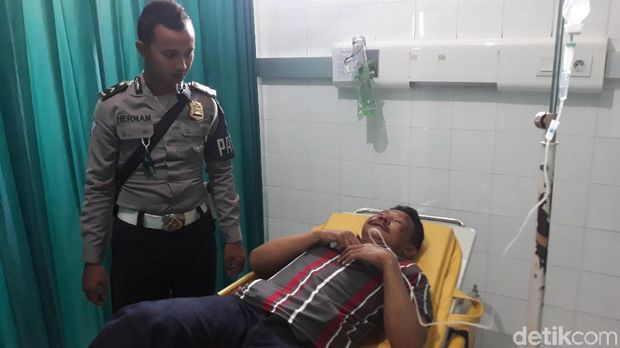 MPV Kecelakaan di Tol Ngawi-Wilangan, 1 Tewas