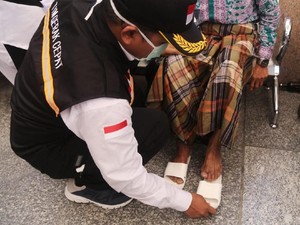Sandal Bukan Sembarang Sandal, Kalau Berhaji Perlu Pakai Sandal Khusus