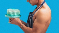 Ia menguasai berbagai teknik membuat kue. Mulai dari membuat macaron, mirror-glaze cake hingga mengoles buttercream pada cake yang cantik ini. Foto: Instagram toplessbaker