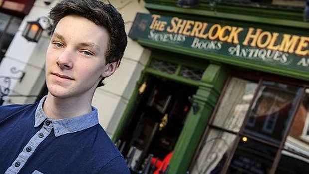 Ini Si Ganteng Tyler Michell, Pemuda yang Mirip Benedict Cumberbatch