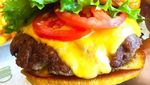 Wah, Ternyata Taylor Swift Sering Makan Burger dan Pancake Di Sini!