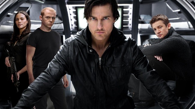 Ethan Hunt kembali hadir dalam sosok Tom Cruise di film keempatnya, Mission: Impossible Ghost Protocol. Terlihat penampilan Tom yang lebih matang, tapi ketampanannya tak luntur. Dirilis pada Desember 2011, masih tak dapat dipercaya kalau saat bermain film ini, usia Tom Cruise sudah hampir menginjak kepala 5. Foto: istimewa