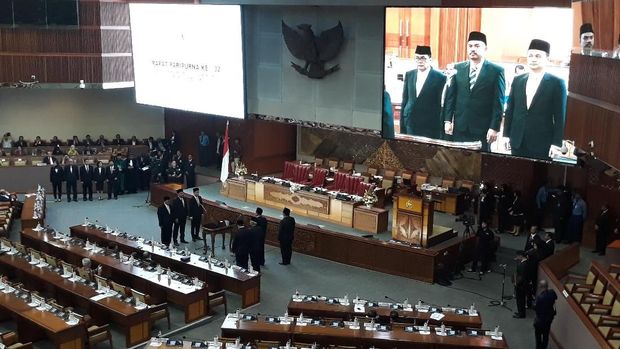 Bamsoet Lantik Pengganti Titiek Soeharto di DPR