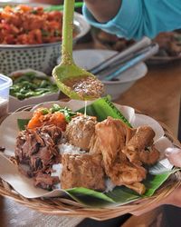 Gudeg Komplet Gurih Manis Bisa Dicicip di 5 Tempat Ini