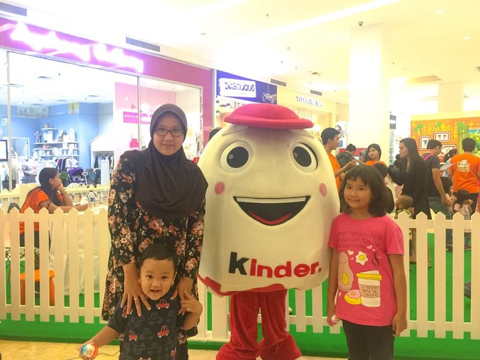 Jangan Lupa Beri Si Kecil Hadiah di Hari Anak Nasional, Bunda