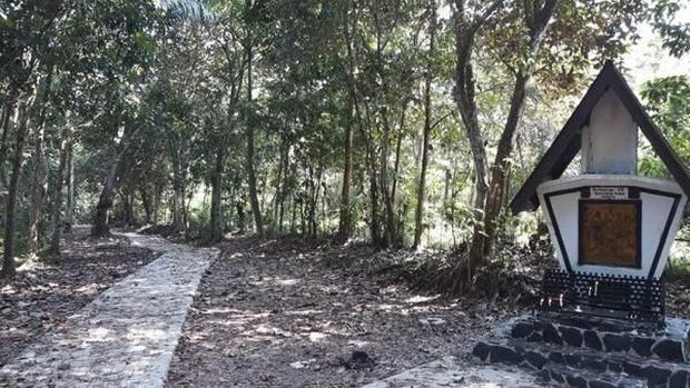 Gua Maria Bukit Kanada