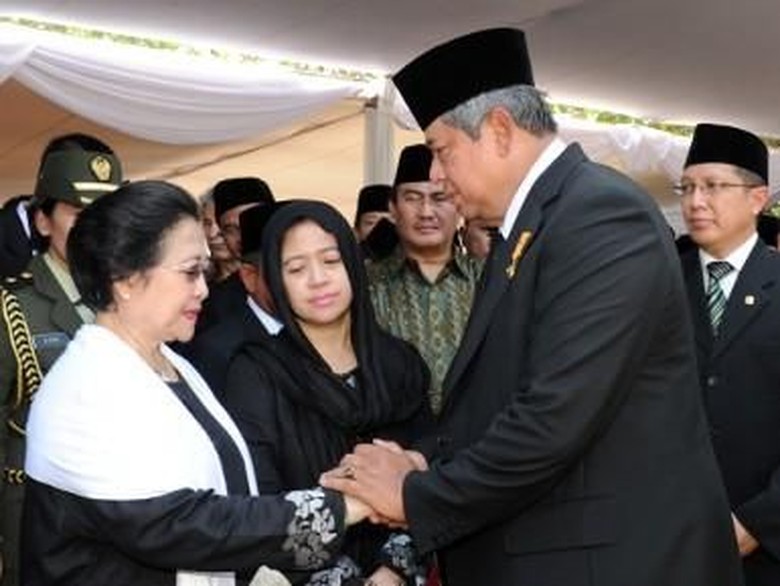 Eva Sundari PDIP: Megawati Tak Masalah Demokrat Gabung Jokowi Eva Sundari PDIP: Megawati Tak Masalah Demokrat Gabung Jokowi