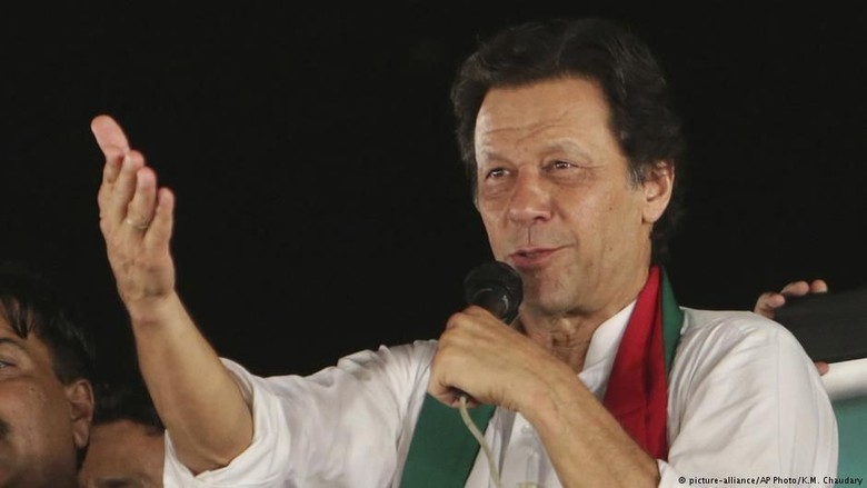PM Pakistan Menolak Mundur, Aksi-aksi Demo Akan Terus Dilakukan PM Pakistan Menolak Mundur, Aksi-aksi Demo Akan Terus Dilakukan