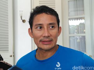 Minimalisir Polusi, Sandiaga Kandangkan Belasan Kopaja