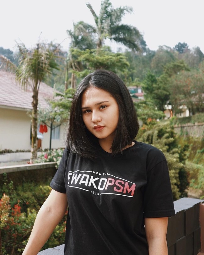 Di usianya yang baru 19 tahun Ceyco sudah berhasil mempersembahkan gelar juara dunia untuk Indonesia. Foto: Instagram/@ceycogeorgia