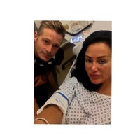 Salah satu operasi yang masih ingin dilakukan Aimi adalah operasi bokong untuk ketiga kalinya. Padahal dokter mengatakan jika tindakan itu berisiko dan bisa berbahaya. Foto: Instagram @aimis_world