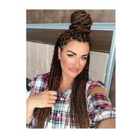 Sejak usia 25, Aime memang sudah berkenalan dengan tindakan estetika dengan melakukan Botox. Menurutnya, bermain dengan boneka Barbie dan menonton Baywatch ketika kecil menginspirasinya untuk ingin tampil sempurna. Foto: Instagram @aimis_world