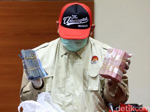 KPK Tunjukkan Uang Suap Bupati Lampung Selatan