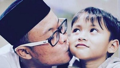 Keseharian Komedian Sule Saat Momong 4 Anaknya