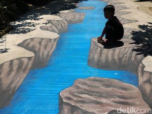 Hati-hati! Ada Banyak Genangan Air di Tengah Jalanan Boyolali