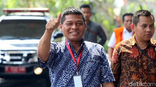Tajir Melintir PNS Rohadi, Gaji R 8 Juta Punya 19 Mobil dan Rumah Mewah