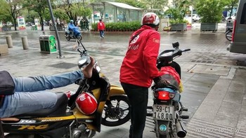 Langsung gerak, saat orderan mulai diterimanya. Foto: Facebook CLB Go-Viet HCM