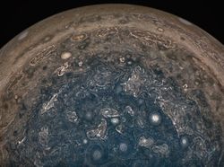 Kala Semesta Bersatu Hiasi Langit Bumi Malam Ini