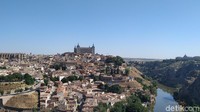 Toledo merupakan kota cantik yang berjarak 70 km di arah barat daya Madrid. (Dhani Irawan/detikTravel)