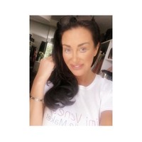 Aku tidak khawatir mati karena prosedur atau operasi, hidup terlalu singkat. Aku bisa bisa saja tertabrak bis besok atau terjebak di kebakaran. Hidup terlalu singkat kamu tak bisa mengkhawatirkan apa yang akan terjadi karena ketika waktumu habis, waktumu habis, kata Aimi dilansir Daily Mail. Foto: Instagram @aimis_world