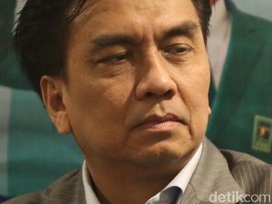 Effendi Simbolon Sebut Jokowi Bakal Rotasi 3 Kepala Staf TNI