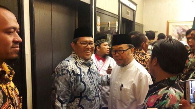 Disambut Hangat, Prabowo dan Aher Tiba di Ijtimak Ulama