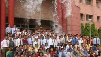 Sebelum tersiram. Foto: Brightside