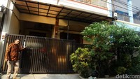 Ini suasana rumah Novel Baswedan pagi tadi, Jumat (27/7).