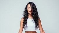 Gimana gengs predikat Hot Mom cocok nggak nih buat Sophia Latjuba? Foto: Dok. Instagram/sophia_latjuba88