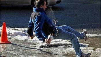 Momen terpleset. Foto: Brightside