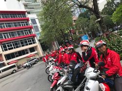 Mengintip Driver Go-Jek Nongkrong di Vietnam