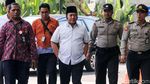 Gaya Santai Zainudin Hasan Saat Digiring ke KPK