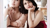 Di Bali, Vanessa sempatkan bertemu dengan Feby Febiola. Mereka nampak menikmati pizza bersama. Foto: Instagram vanessaangelofficial