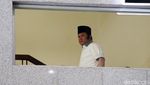 Gaya Santai Zainudin Hasan Saat Digiring ke KPK