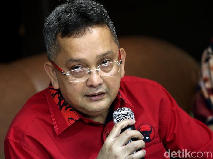 Trimedya Panjaitan