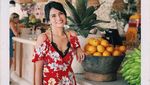 Jalan-jalan ke Bali, Vanessa Angel Cicip Pizza Sampai Es Kelapa