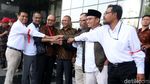 Sambutan dan Pelukan Pimpinan KPK untuk Novel Baswedan