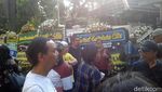 Khalid, Rumah Elvy Sukaesih hingga Suasana di Rumah Duka Tino Saroengallo