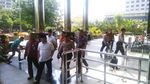 Foto: Senyum Bupati Lampung Selatan Saat Tiba di Gedung KPK