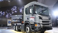 Adapun pada truk terbarunya di Indonesia, Scania NTG menyajikan keunggulan hingga 5 persen efisiensi bahan bakar, 20 persen perpanjangan usia komponen dan 25 persen penambahan daya muat untuk truk heavy tipper, berkat penyempurnaan teknologi powertrain dan aerodinamika. Foto: Ruly Kurniawan