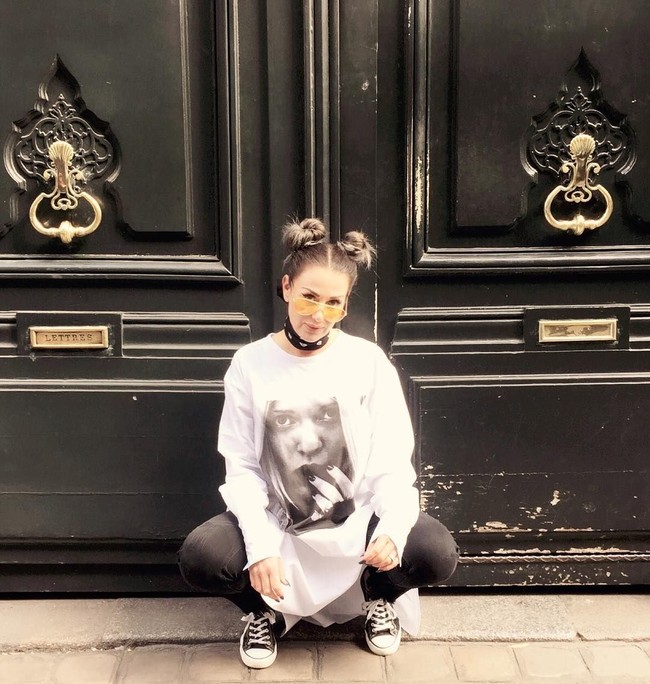 Ia pun menganggap dirinya sebagai Wonder Woman karena sudah dibedah puluhan kali. Untuk mempertahankan tampilan cantik, Aimi pun telah berencana untuk melakukan sejumlah tindakan lain. Foto: Instagram @aimis_world