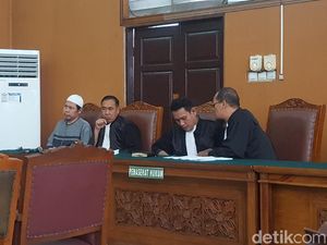 Pengacara Minta Hakim Tak Bekukan JAD