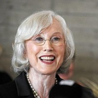 Armi Kuusela dari Finlandia menjadi wanita pertama yang meraih gelar Miss Universe pada 1952, namun mengundurkan diri demi menikahi pria pujaannya, Virgilio Hilario. Armi yang kini berusia 83 tahun aktif di kegiatan amal, terutama untuk penelitian tentang kanker. Foto: istimewa